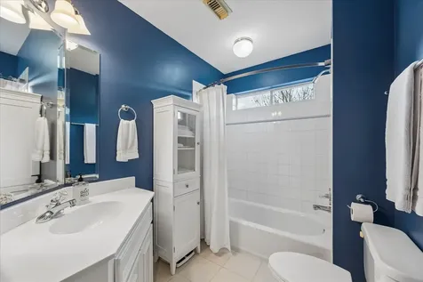 805 Murphy Lane Friendswood TX 77546