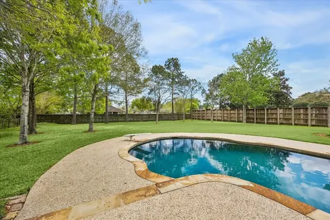 805 Murphy Lane Friendswood TX 77546