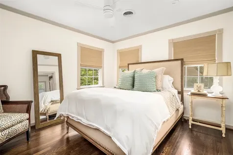 2346 Quenby Street Houston TX 77005