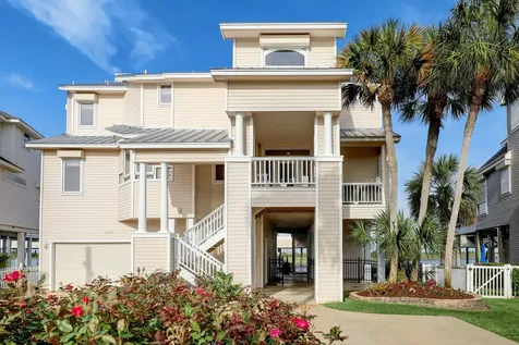 13243 Binnacle Way Galveston TX 77554