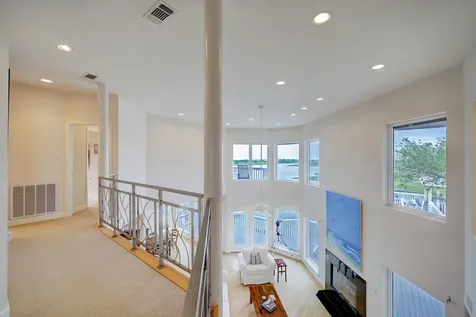 13243 Binnacle Way Galveston TX 77554