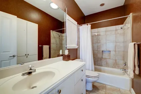 13243 Binnacle Way Galveston TX 77554