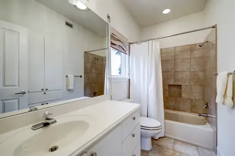 13243 Binnacle Way Galveston TX 77554