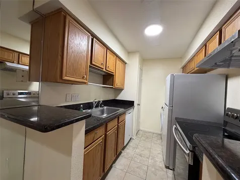 2120 Wilcrest Drive 121 Houston TX 77042