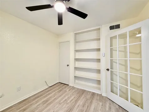 2120 Wilcrest Drive 121 Houston TX 77042