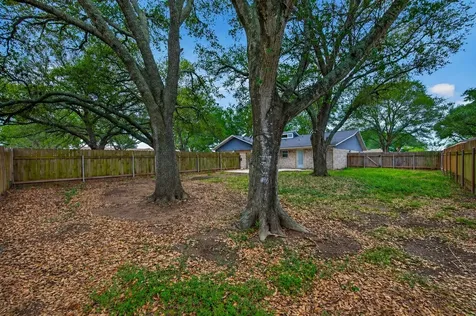 2306 Bunton Drive El Campo TX 77437
