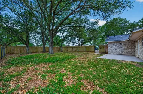 2306 Bunton Drive El Campo TX 77437