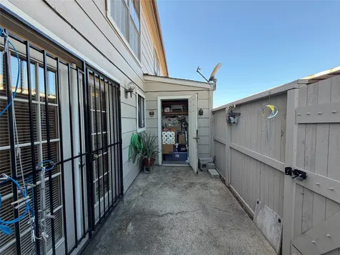 2110 Wilcrest Drive 101 Houston TX 77042