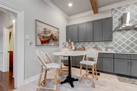 1711 Winnie Street Galveston TX 77550