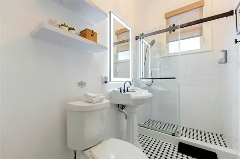 1711 Winnie Street Galveston TX 77550
