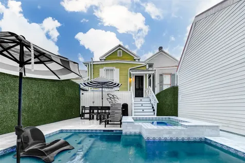 1711 Winnie Street Galveston TX 77550