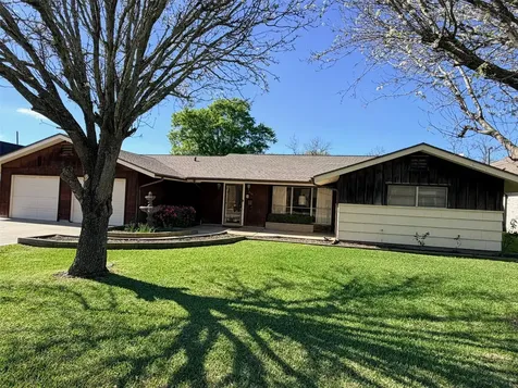 2134 5th Street Port Neches TX 77651