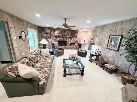 2134 5th Street Port Neches TX 77651