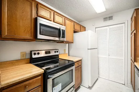 8359 Sands Point Drive 218 Houston TX 77036