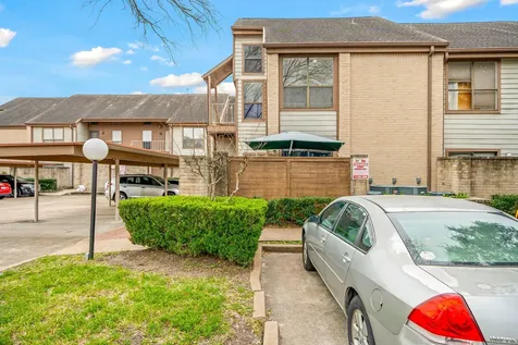8359 Sands Point Drive 218 Houston TX 77036