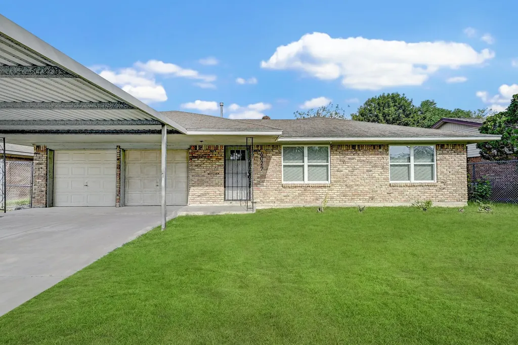 6027 Ledbetter Street Houston TX 77087