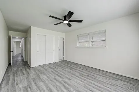 6027 Ledbetter Street Houston TX 77087