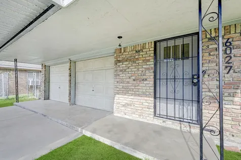 6027 Ledbetter Street Houston TX 77087