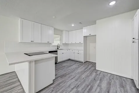 6027 Ledbetter Street Houston TX 77087