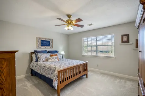 6614 Seinfeld Court Houston TX 77069