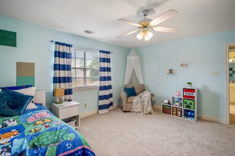 6614 Seinfeld Court Houston TX 77069