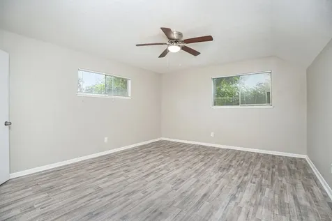 2701 3rd Avenue N Texas City TX 77590