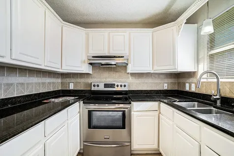 2701 3rd Avenue N Texas City TX 77590