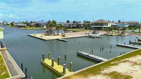 16619 Jolly Roger Jamaica Beach TX 77554