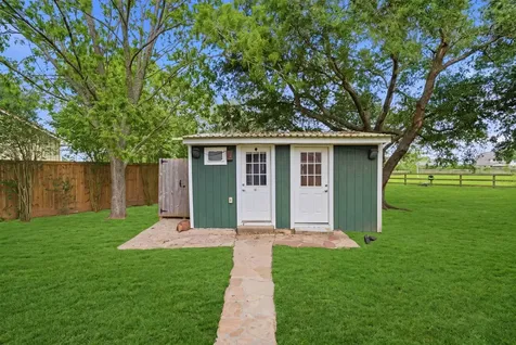 1301 W Viejo Drive Friendswood TX 77546