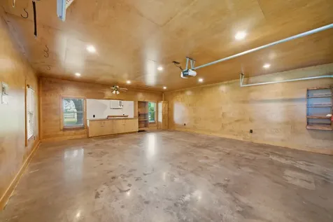 1301 W Viejo Drive Friendswood TX 77546