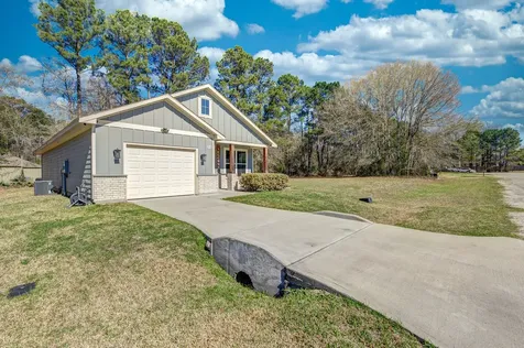 9 Drywood Lane Huntsville TX 77340