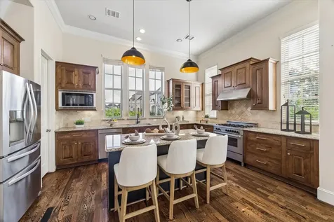 10904 Wrenwood Manor Houston TX 77043