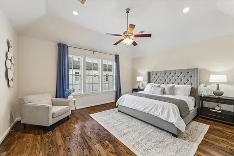 10904 Wrenwood Manor Houston TX 77043