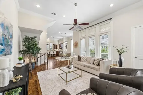10904 Wrenwood Manor Houston TX 77043