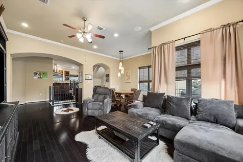 2041 W 14th 1/2 Street Houston TX 77008