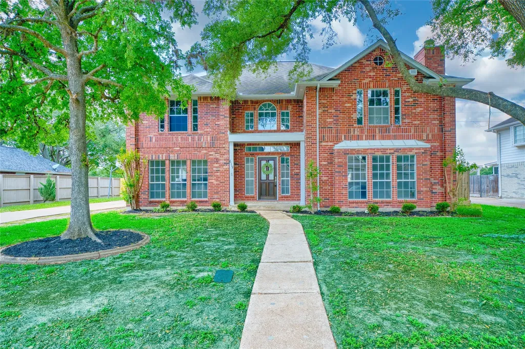 619 Green Belt Drive Sugar Land TX 77498