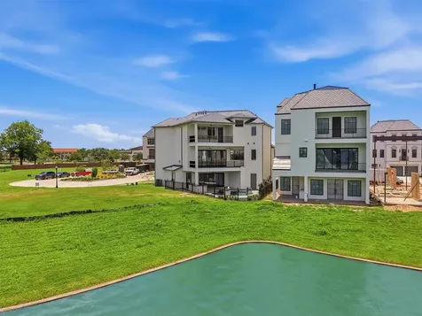 4610 Sunset Circle Sugar Land TX 77479