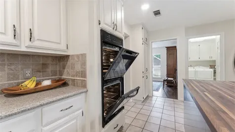 1415 River Oaks Drive Huntsville TX 77340