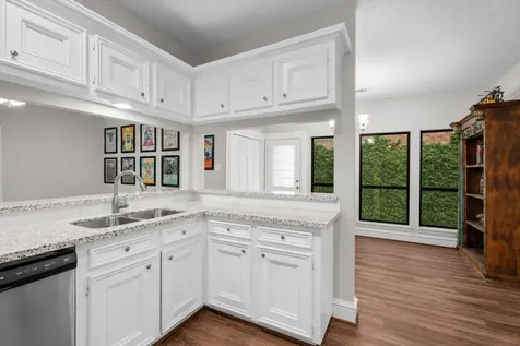 5706 Glen Mist Lane Houston TX 77069