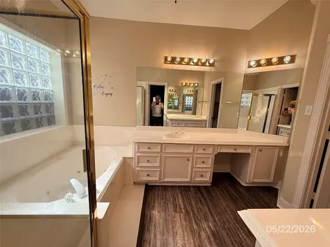 4627 Cashel Spring Drive Houston TX 77069