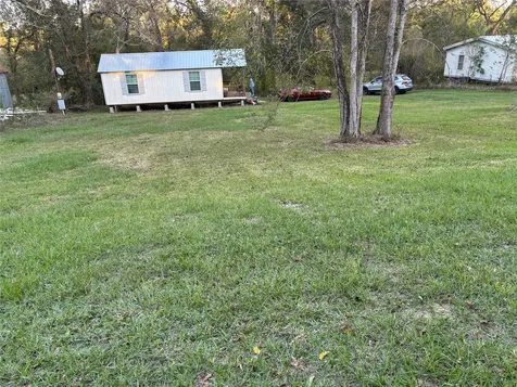 119 County Road 4533 Dayton TX 77535