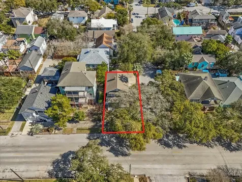 1724 33rd Street Galveston TX 77550