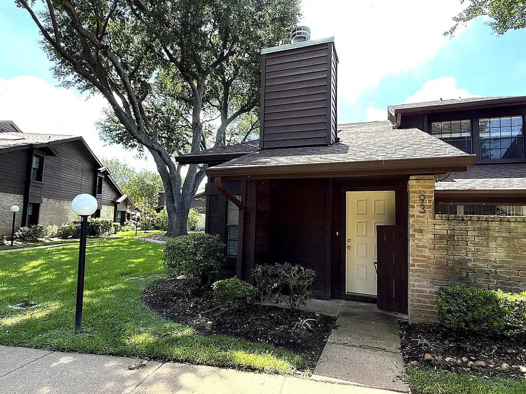 2510 Grants Lake Boulevard 93 Sugar Land TX 77479