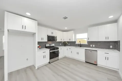 3853 Wentworth Street Houston TX 77004