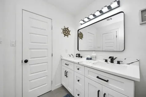 3853 Wentworth Street Houston TX 77004