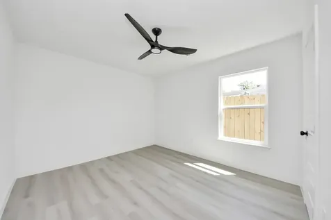 3853 Wentworth Street Houston TX 77004