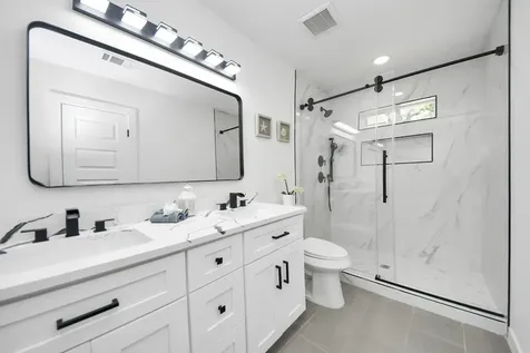 3853 Wentworth Street Houston TX 77004