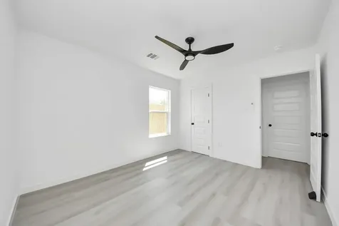 3853 Wentworth Street Houston TX 77004
