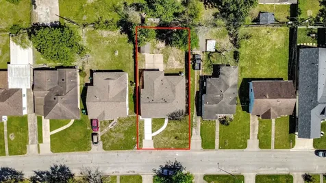 3853 Wentworth Street Houston TX 77004