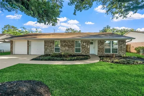 1616 Alta Vista Drive Alvin TX 77511